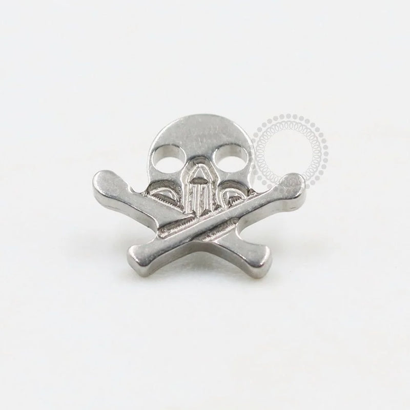 TN693 Topo Caveira Pirata Titanio