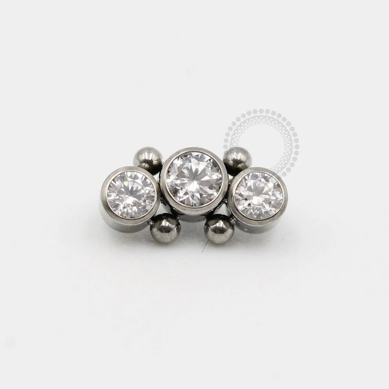TN249 Topo Mini Cluster Zirconias Cúbicas Titânio