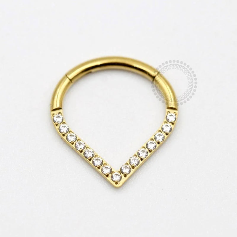 TN158 Segmento Triangular Cravejado Titânio PVD Gold